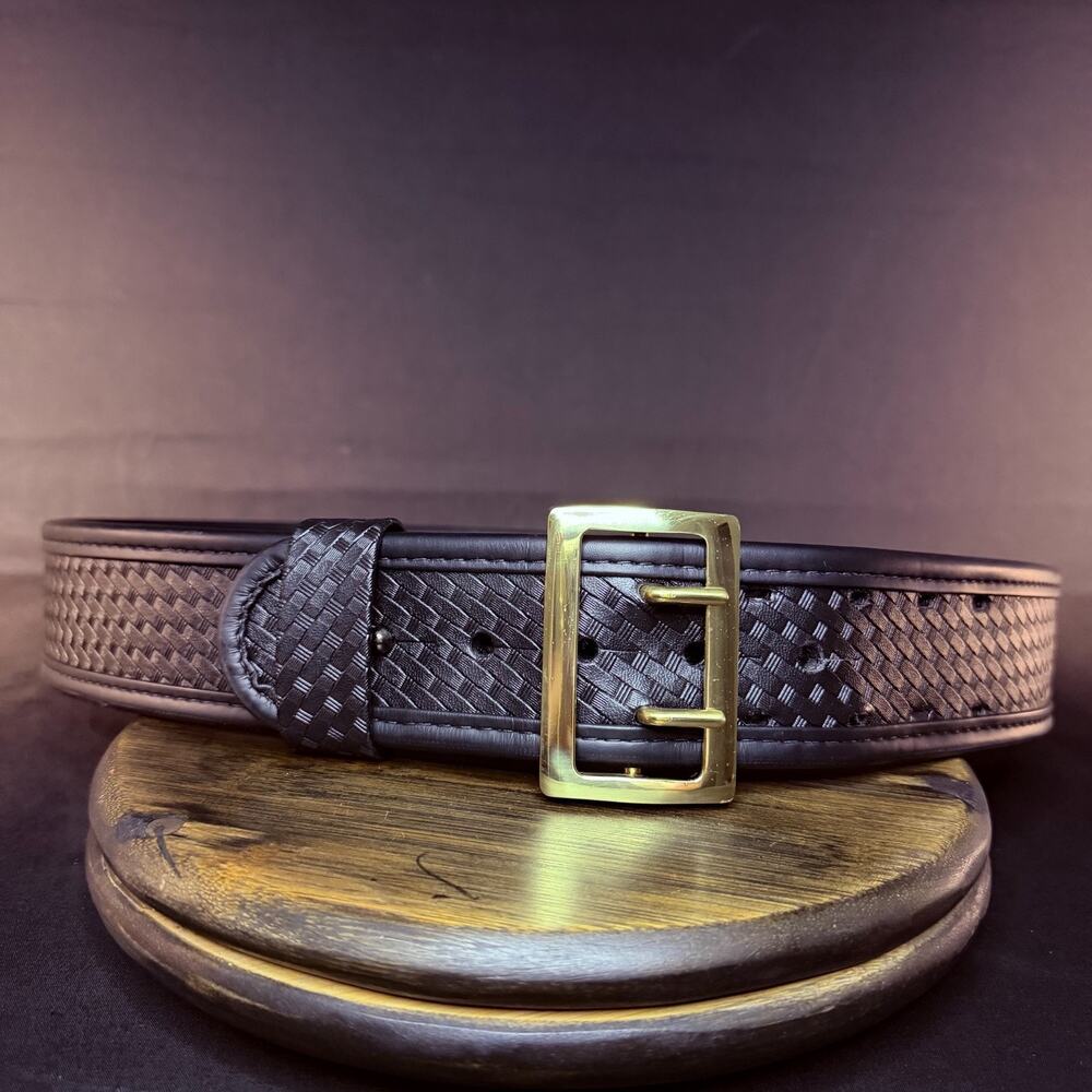 Bianchi 7960 Duty Belt Size 38"-40" Accumold Basketweave Black Leather Brass